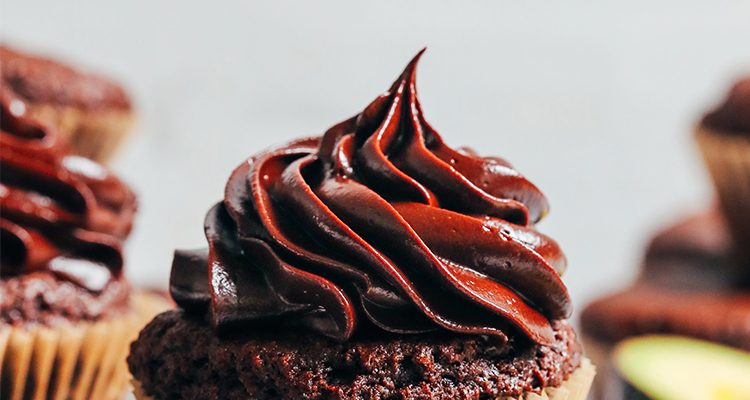 Vegan Chocolate Avocado Frosting - Minimalist Baker Recipes - Daily Live Tech